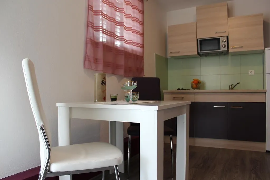 Apartments Tomas Trogir