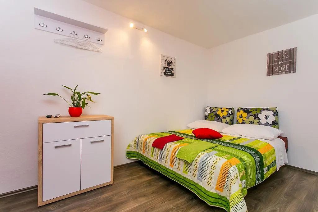 Apartments Tomas Trogir Kroatië